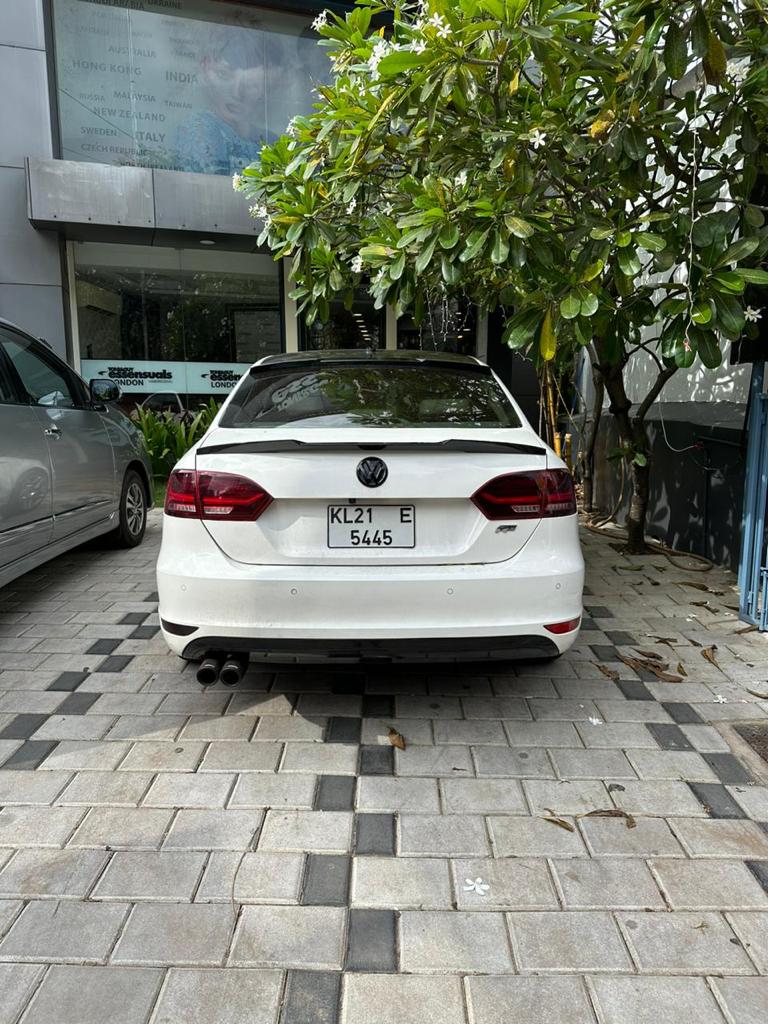 JETTA M STYLE REAR SPOILER