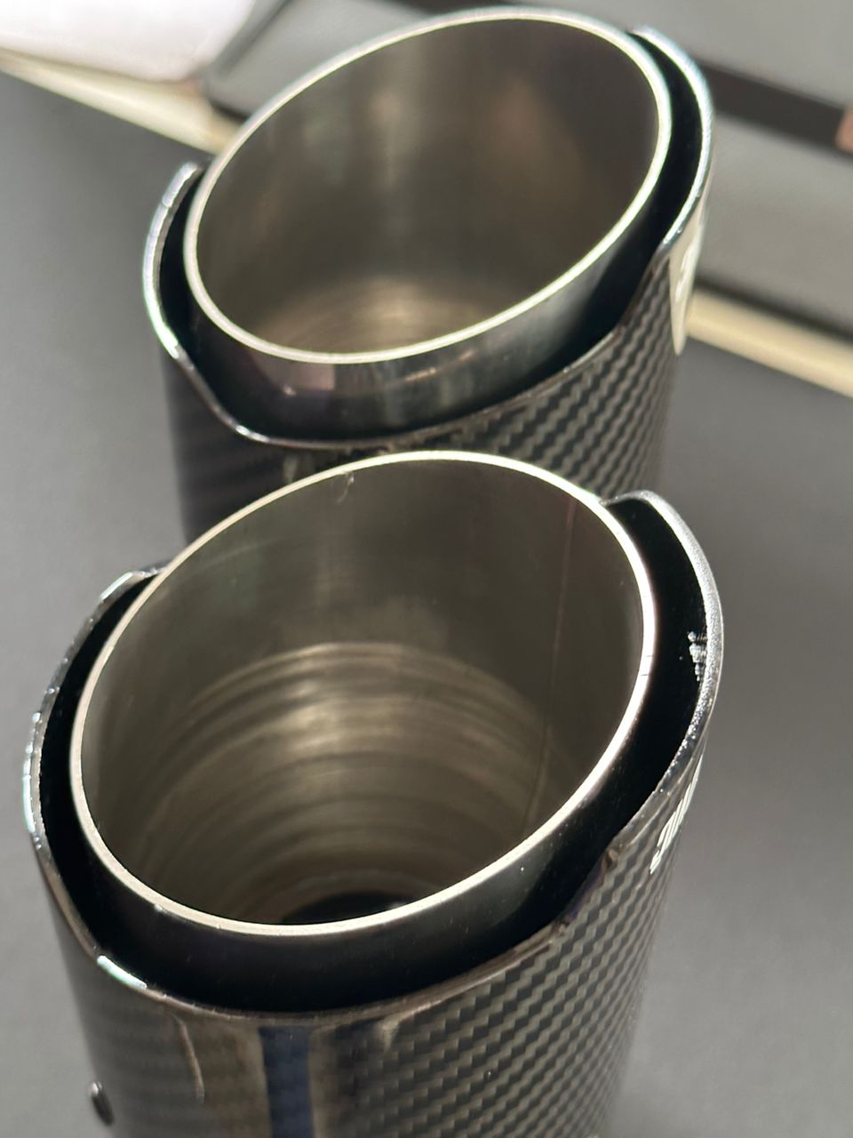 AKRAPOVIC DUAL TIP WITH CHROME EDGE