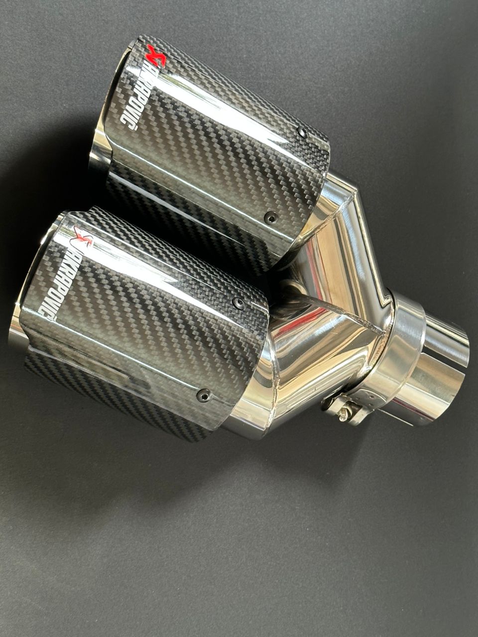 AKRAPOVIC DUAL TIP WITH CHROME EDGE