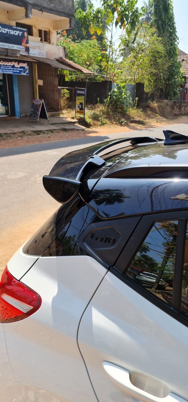 UNIVERSAL HATCHBACK SPOILER