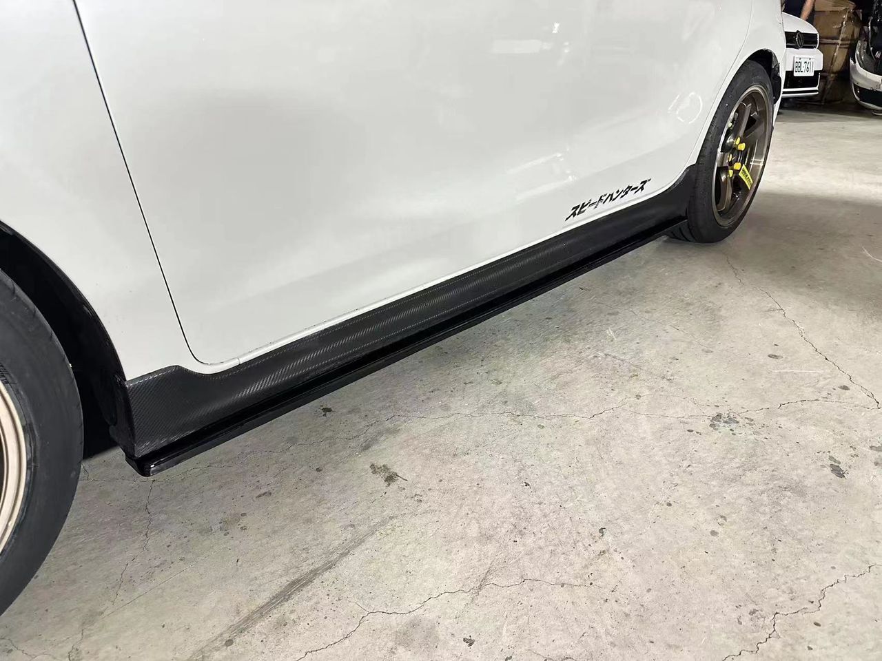 SIDE SKIRTS FOR SUZUKI SWIFT