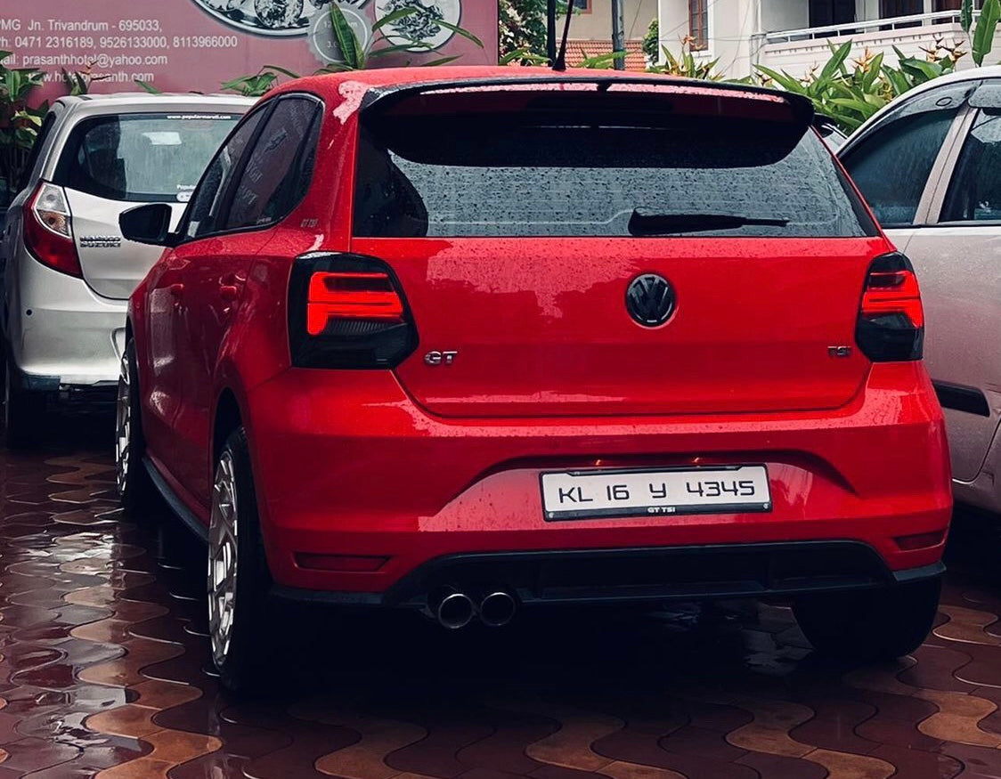 VW CARBON LOGOS COVERS FOR POLO